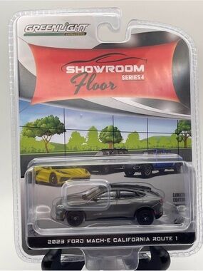 Greenlight  Showroom Floor 2023 Ford Mach-E California Route 1 GREAT DEAL
